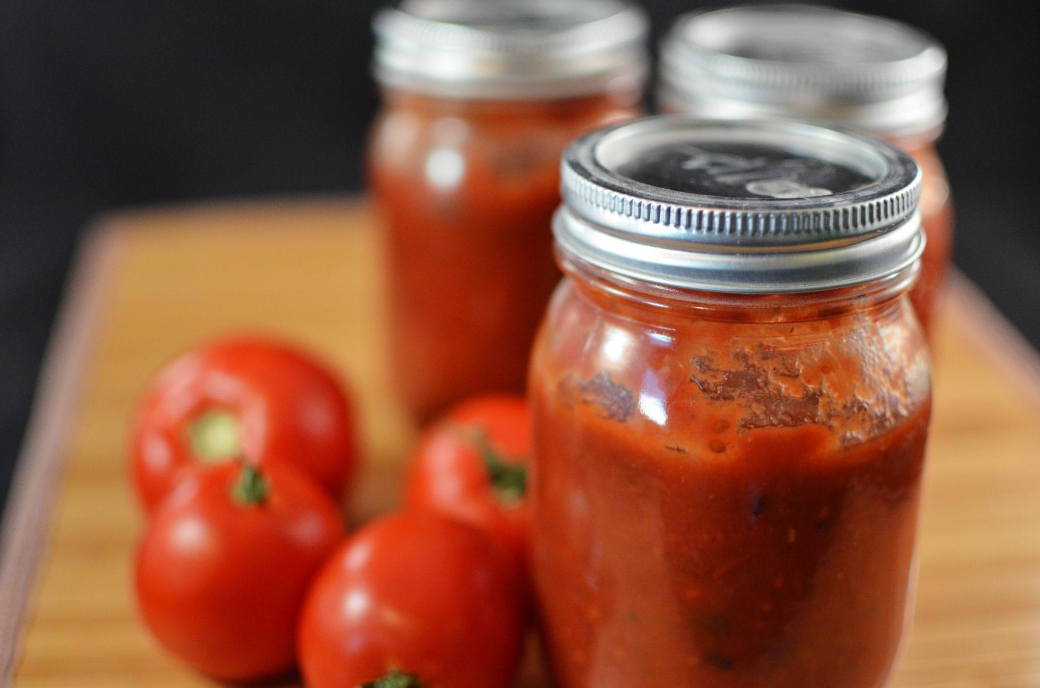 Canning Tomato Sauce Like Mother, Like Daughter