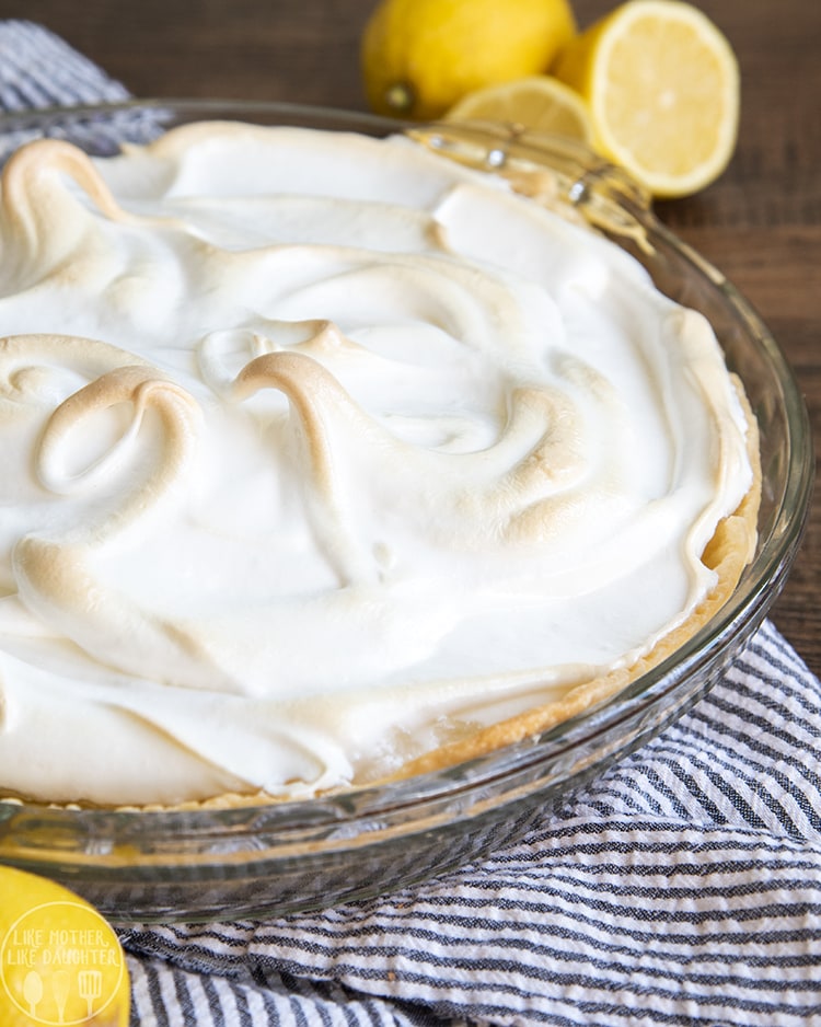 Lemon Meringue Pie is such a good Thanksgiving pie