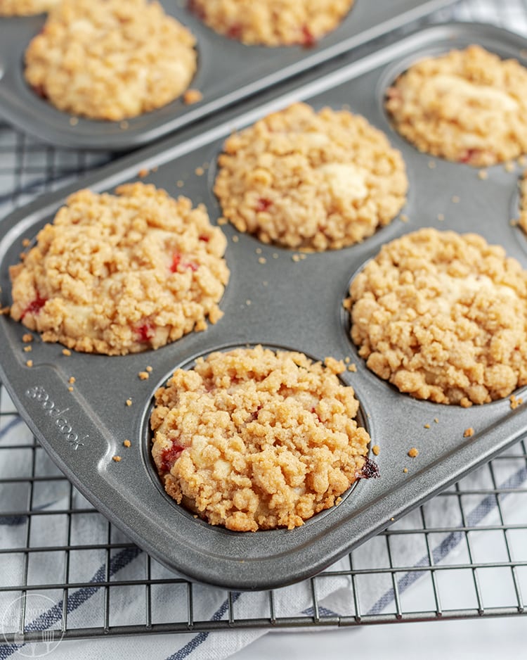 Strawberry Muffin with a streusel crumb on top