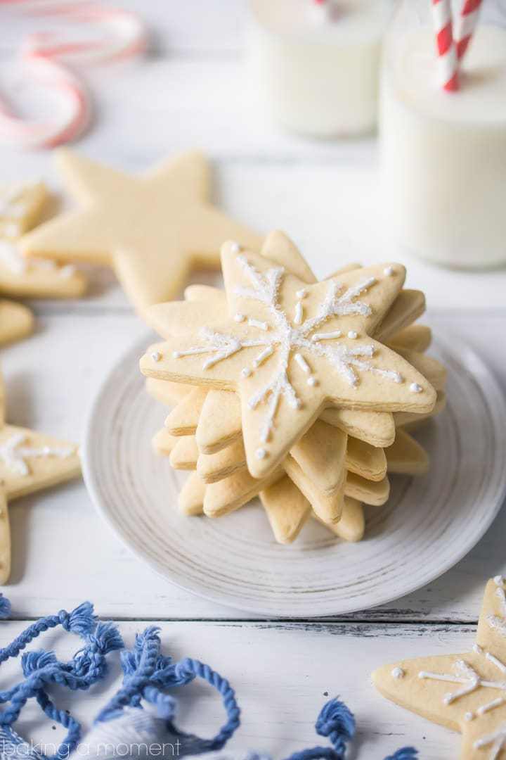 Top view of snowflake sugar cookies.