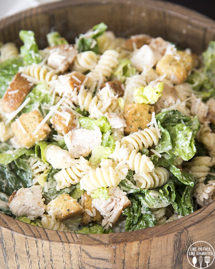 Chicken Caesar pasta salad is a delicious mix of pasta salad and chicken Caesar salad and is perfect for lunch or a light dinner!