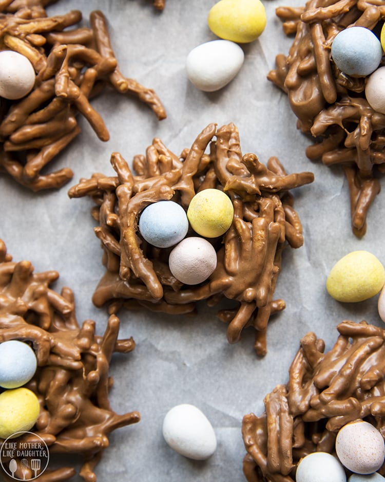 Easter Egg Chow Mein Chookies