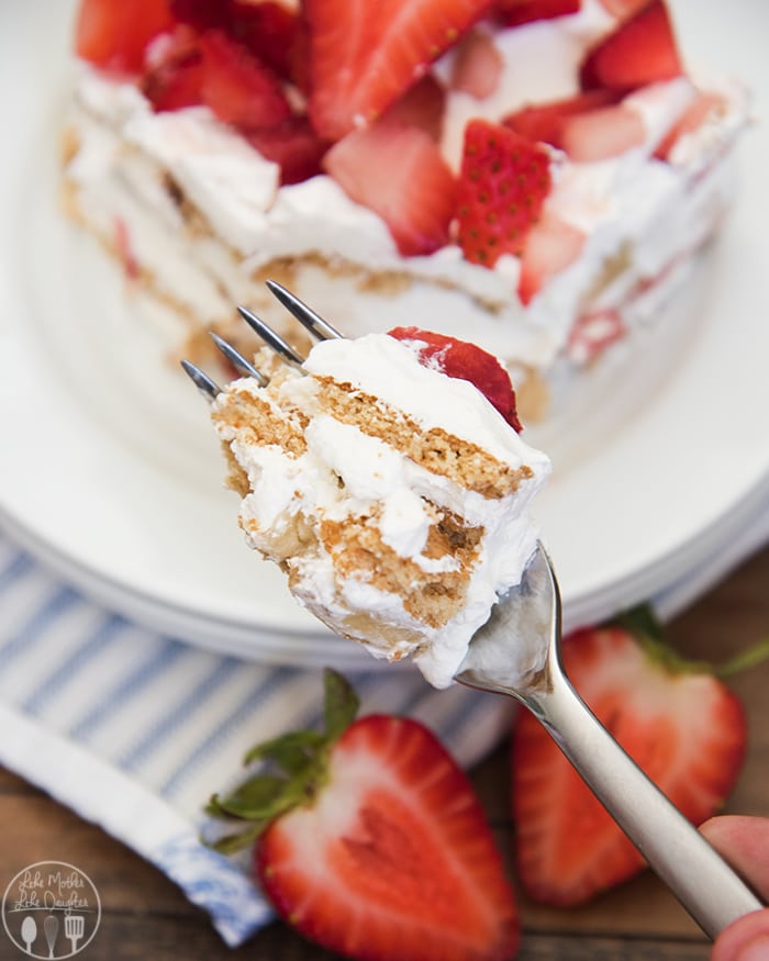 Super easy strawberry icebox cake with 3 delicious layers!