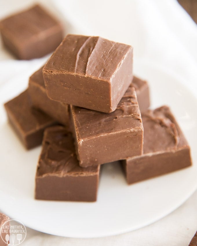 A pile of microwave chocolate fudge on a plate. 