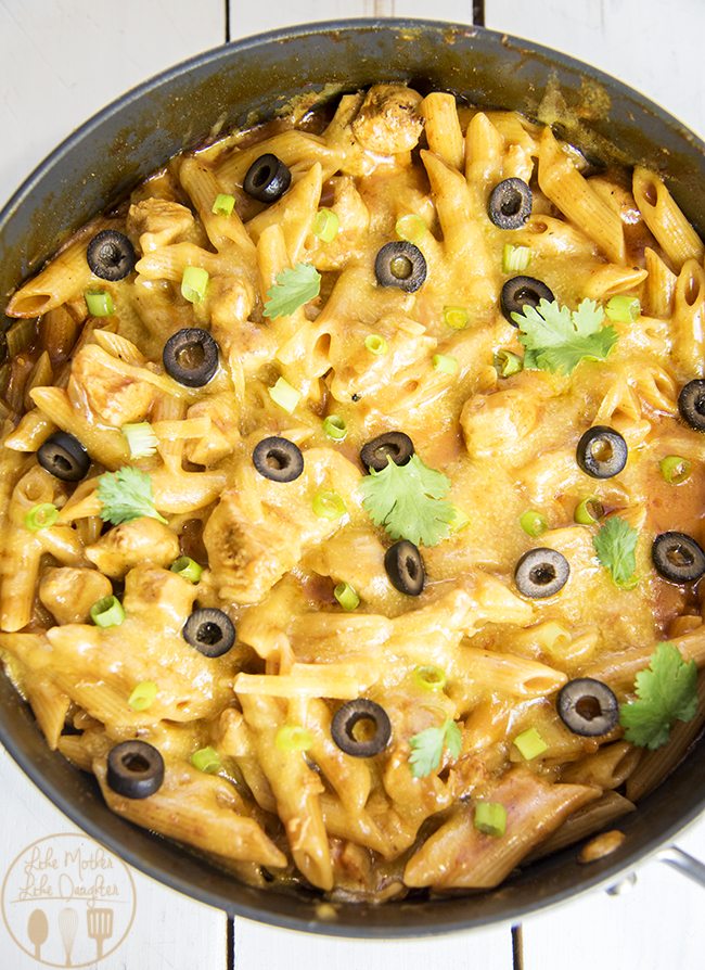 One Pot Chicken Enchilada Pasta - LMLDFood