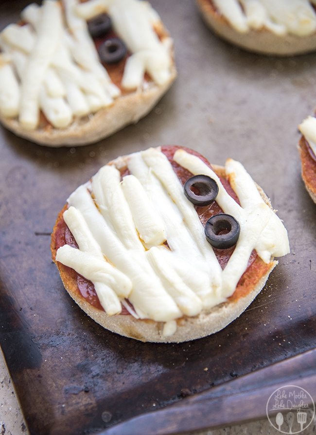 Mummy Mini Pizzas