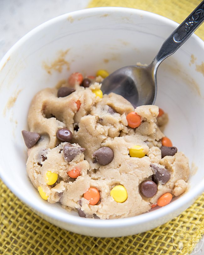 Peanut Butter Chocolate Chip Cookie Dough - LMLDFood