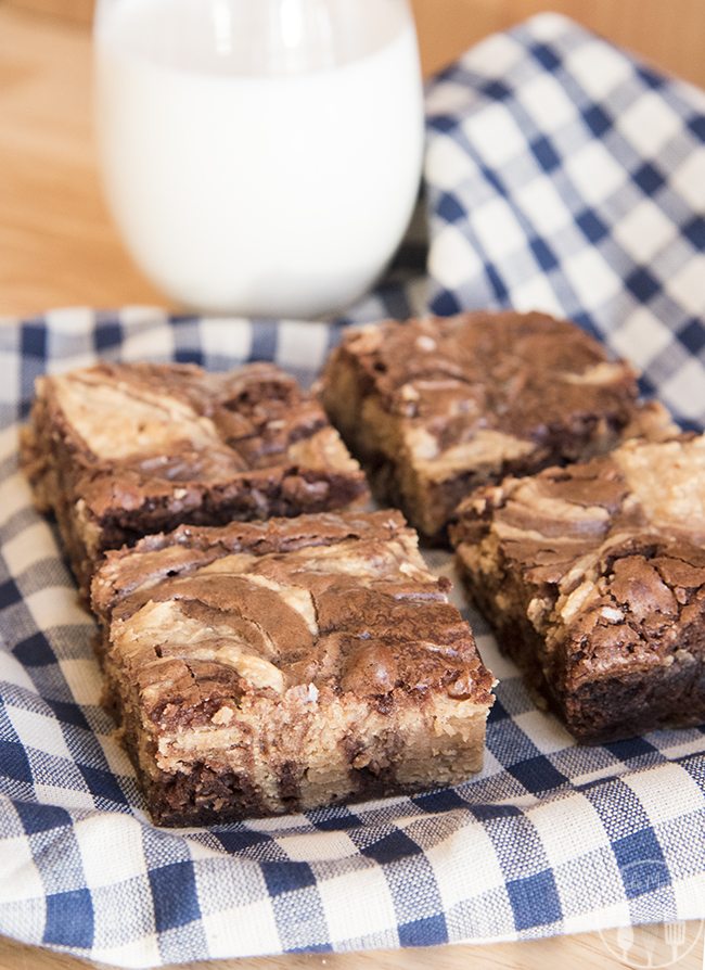 Peanut Butter Cheesecake Swirled Brownies  LMLDFood