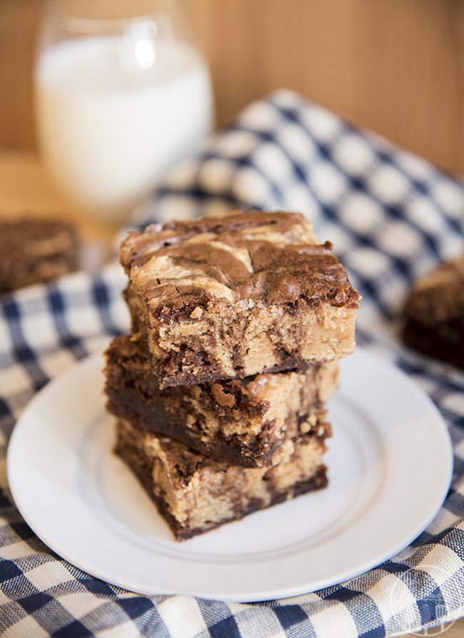 Peanut Butter Cheesecake Swirled Brownies  LMLDFood