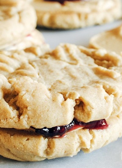 Close up image of peanut butter and jelly cookies.