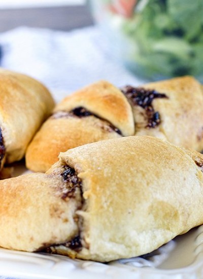 Close up image of fig almond croissants.