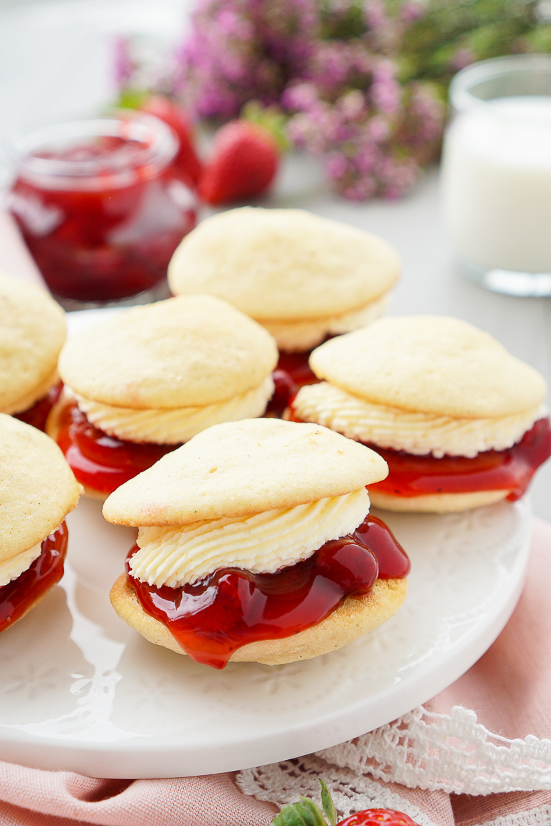Above image of strawberries and cream whoopie pie.