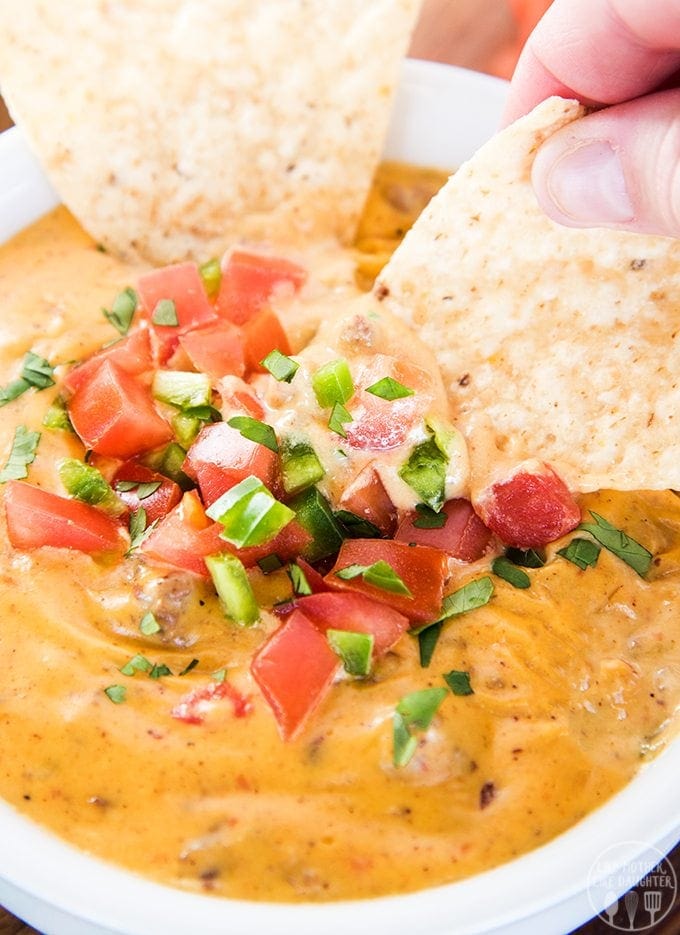 Beef Queso Dip Like Mother, Like Daughter