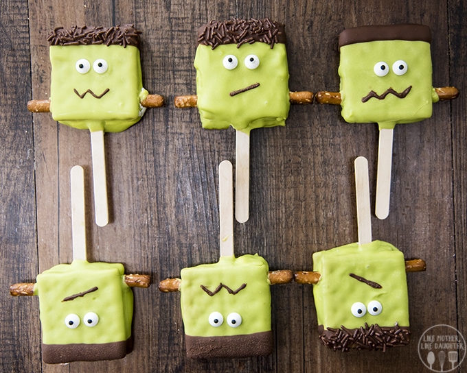 Frankenstein smores pops are delicious s'mores on a stick!
