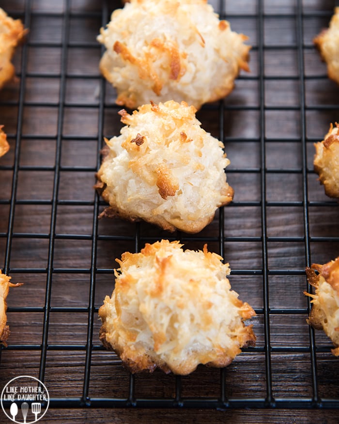 Coconut macaroons on a cooling rack. 