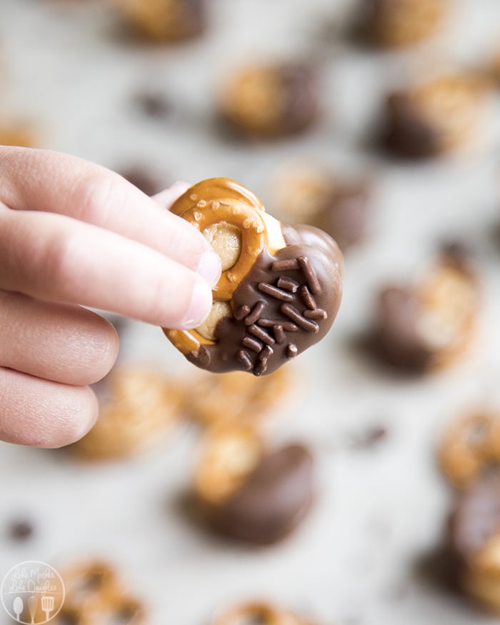 PB Buckeye Pretzel Bites