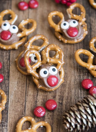 cropped-Reindeer-Rolo-Pretzels-9.jpg