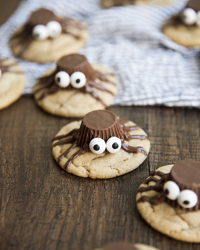 Peanut Butter Cup Cookies that look like spiders