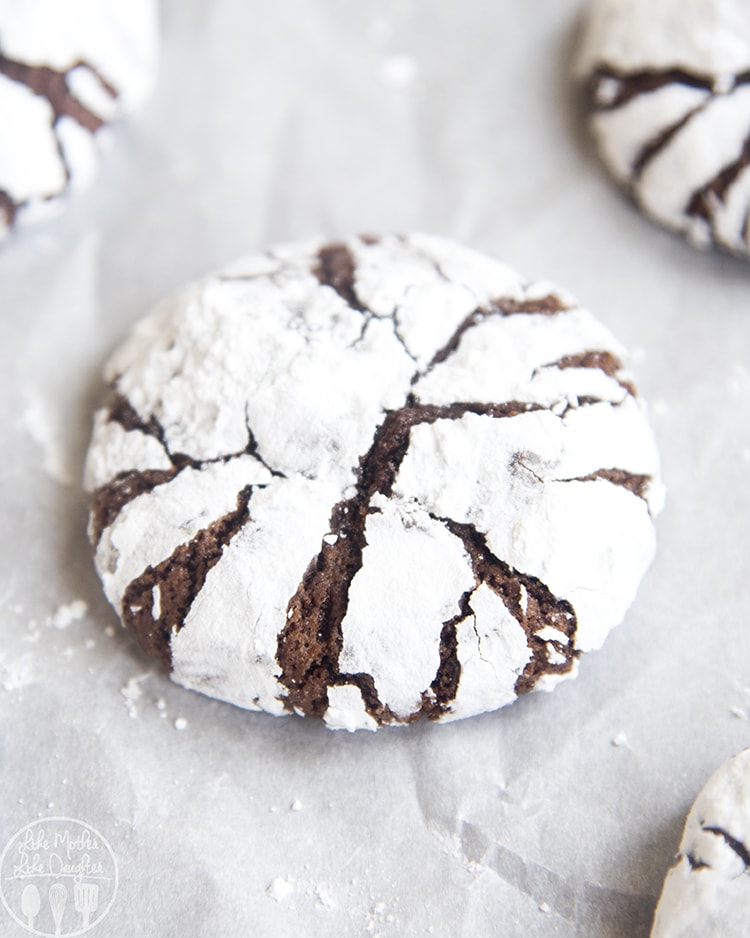 Chocolate Crinkle Cookies for the best Christmas cookies