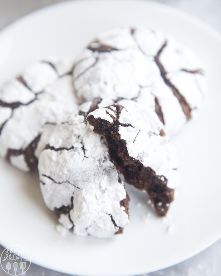 Chocolate Crinkle Cookies Recipe