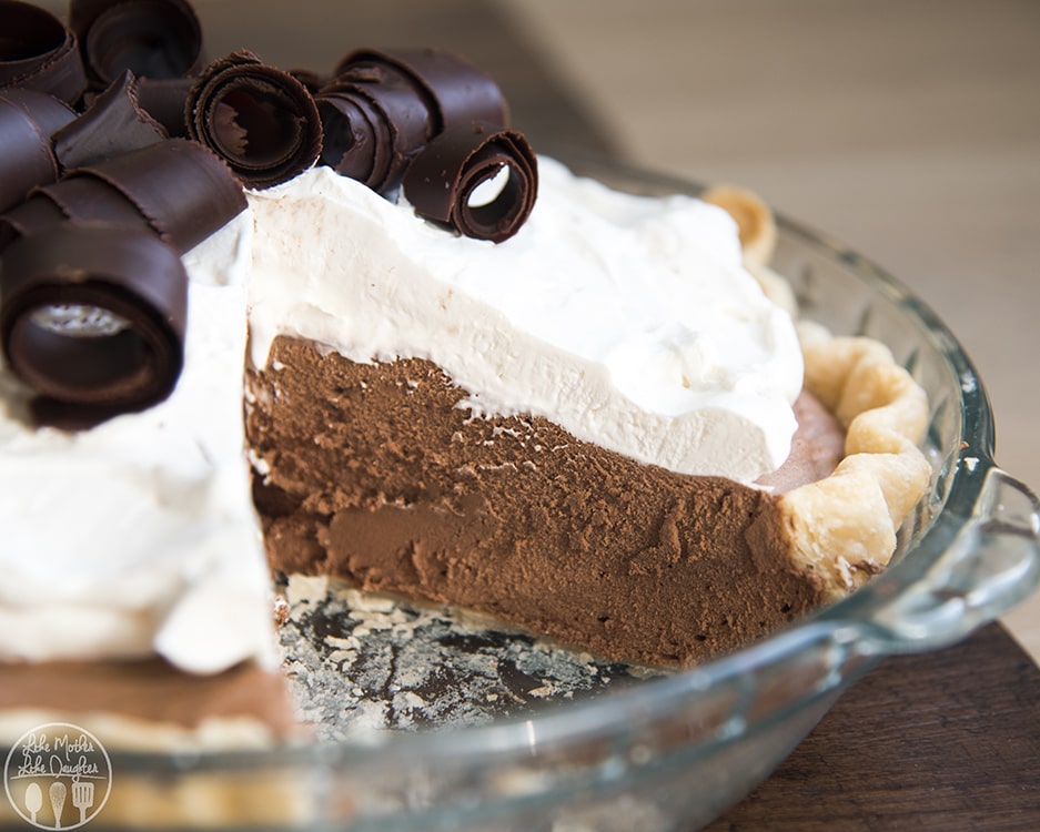 This French silk pie recipe has all the tips to get the creamiest chocolate pie ever!