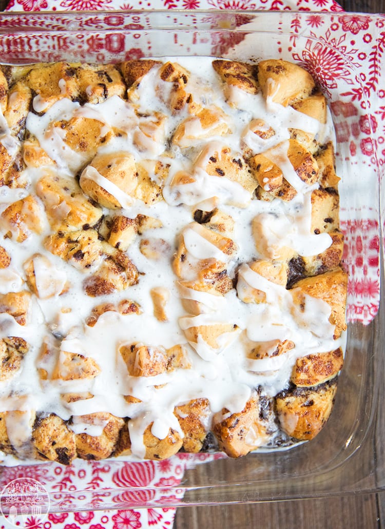 This easy french toast casserole is made with cinnamon rolls, so delicious!