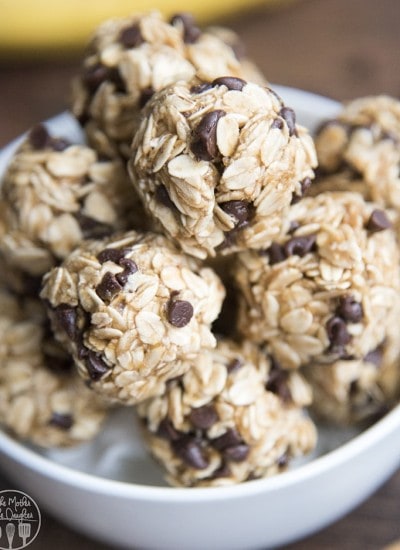 Close up image of peanut butter banana energy bites in a white bowl.