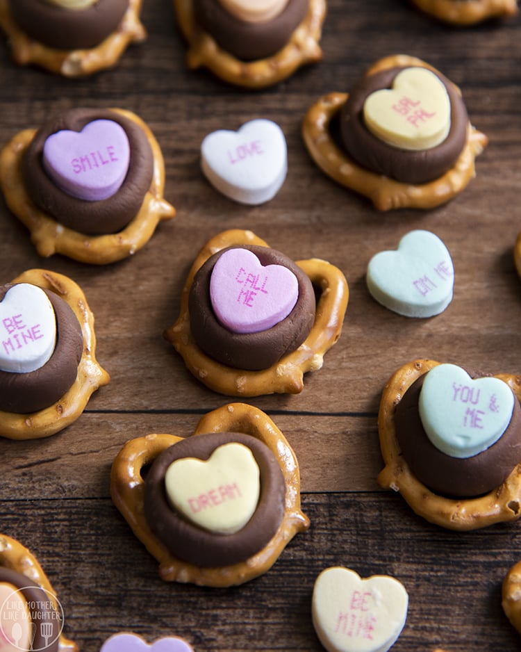 Conversation Heart Pretzel Bites