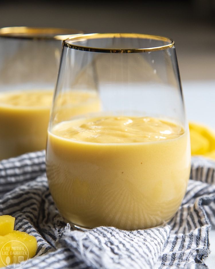 The creamiest mango smoothie