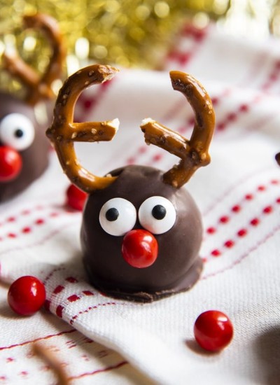 cropped-Reindeer-Cookie-Dough-Balls-9.jpg